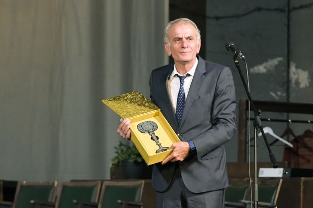 44 pozorišne 5