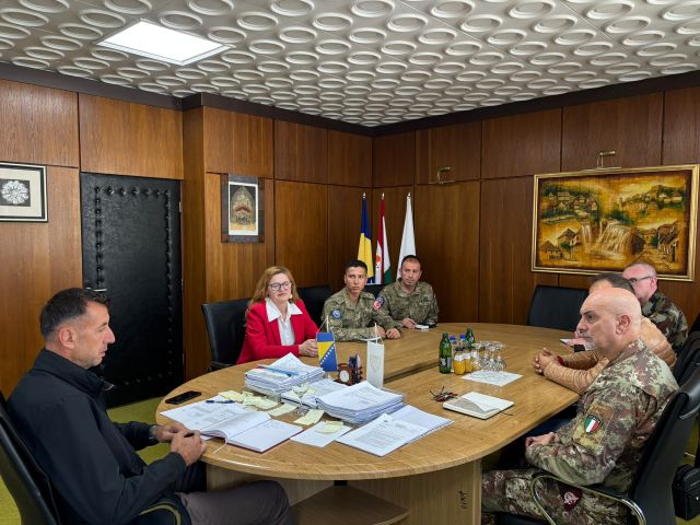 EUFOR kom 2