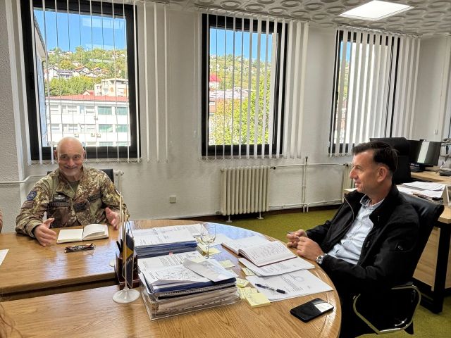 EUFOR kom 5