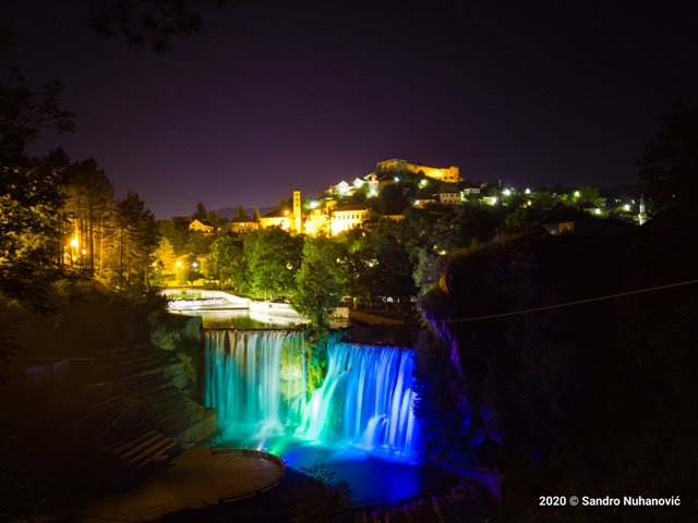 jajce noć