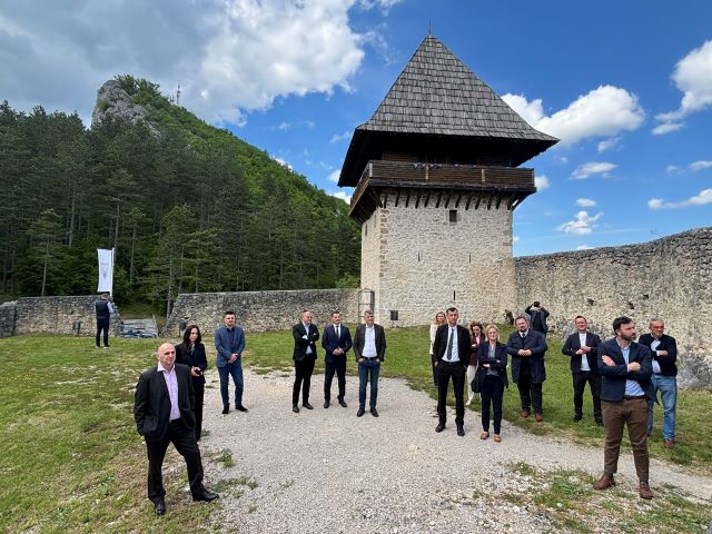 kraljevski gradovi 2026 10